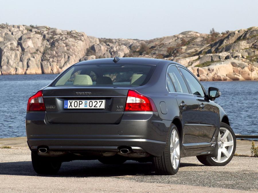 Volvo S80 V8 2007 года  (фото 16 из 69)